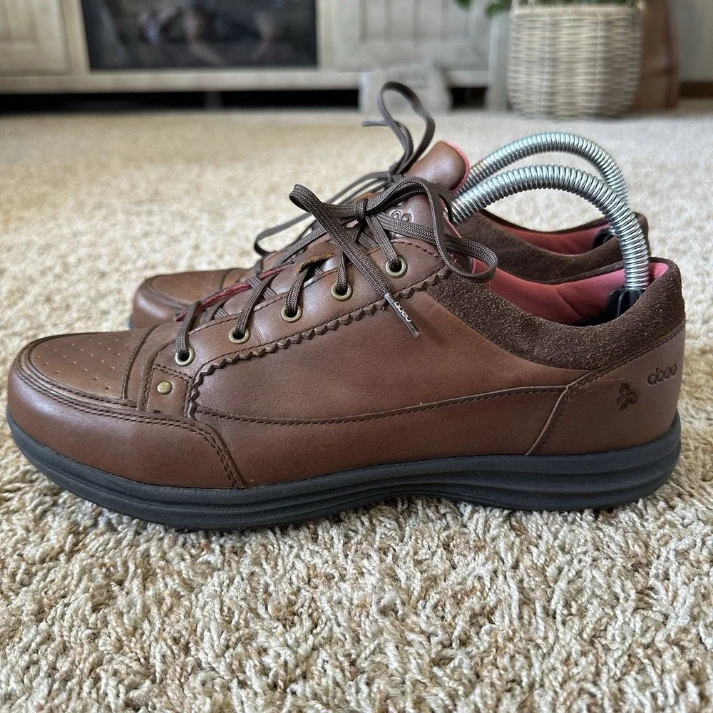 Abeo Cadis Brown Leather Comfort‎ Walking Shoes Womens Size 9M Casual Sneakers